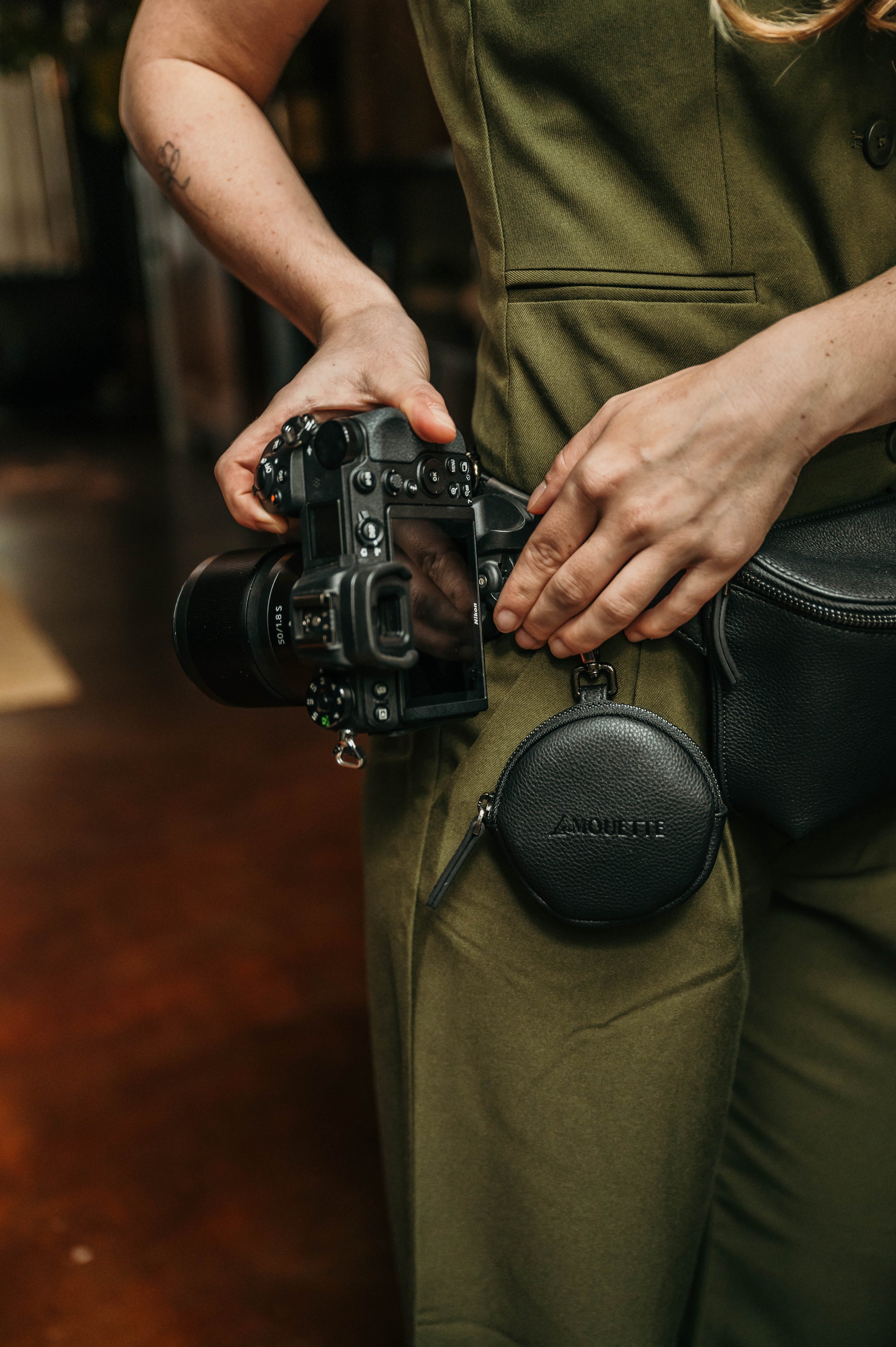 La Mouette fanny pack met holster clips voor snelle toegang tot camera