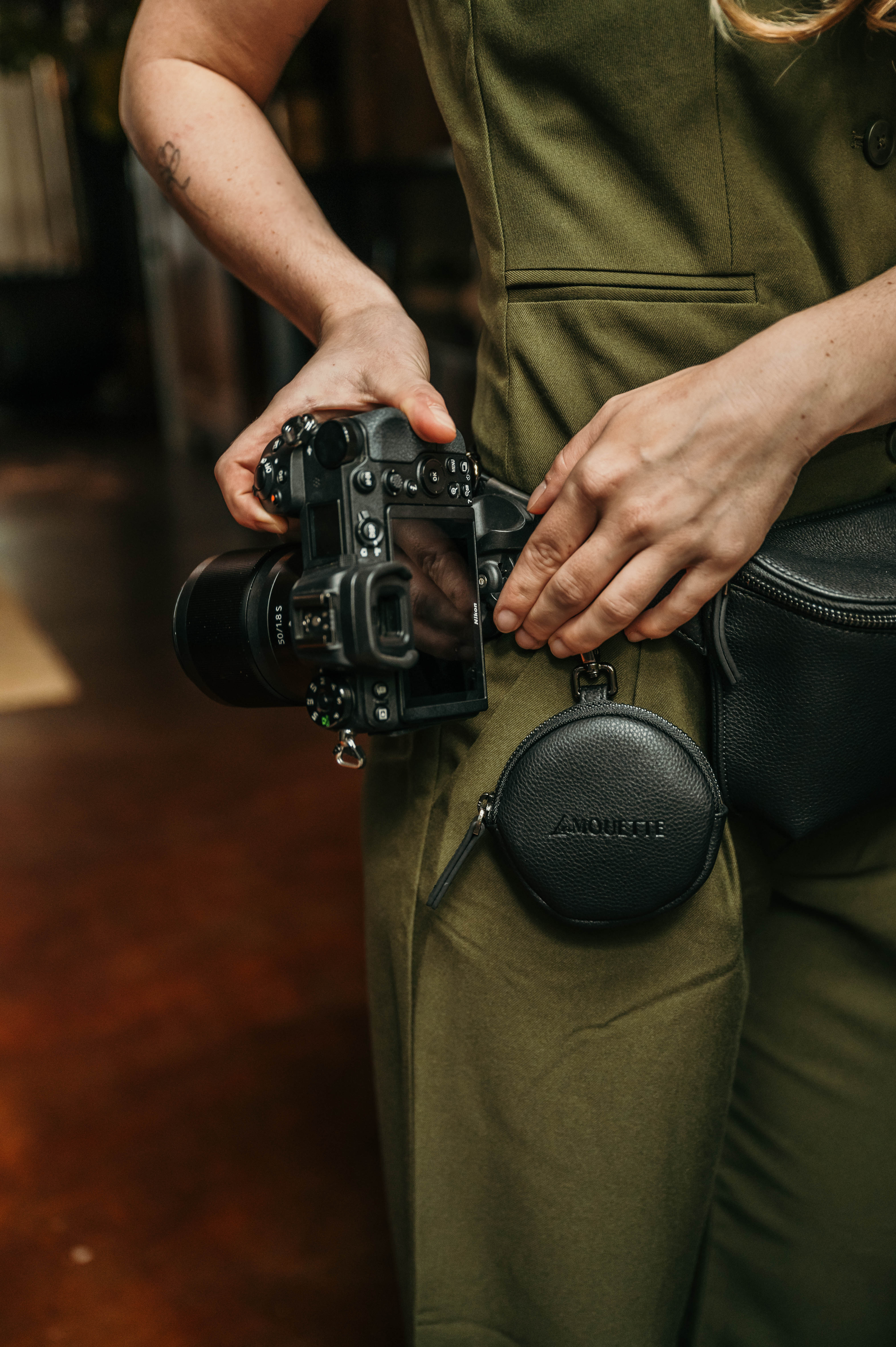 La Mouette fanny pack met holster clips voor snelle toegang tot camera