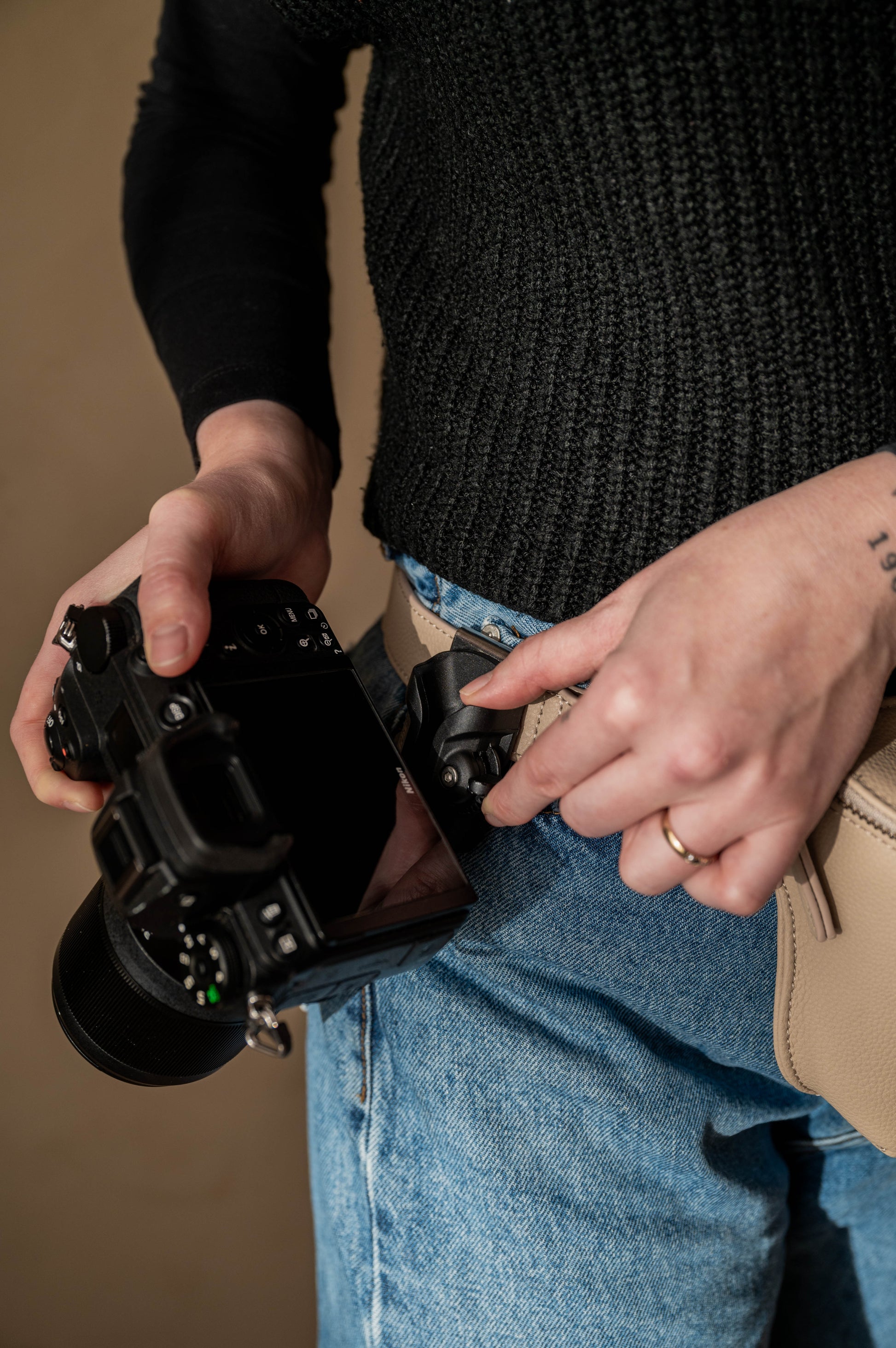 La Mouette fanny pack met holster clips voor snelle toegang tot camera