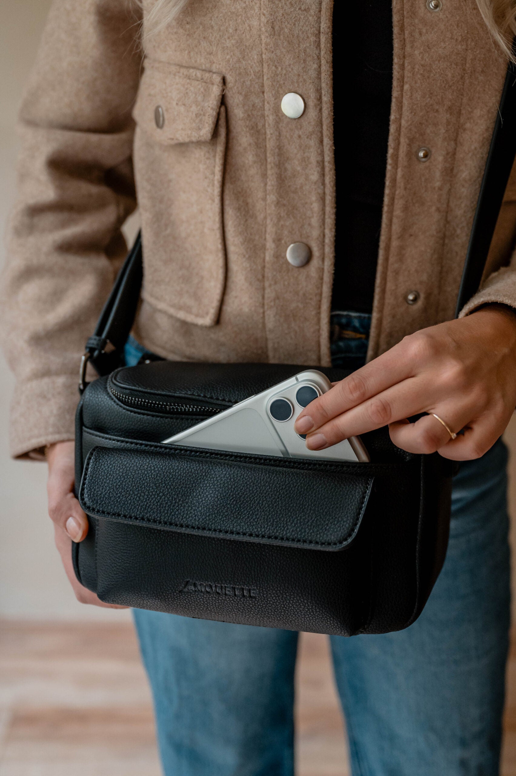 Compacte camera schoudertas voor reizen en city trips