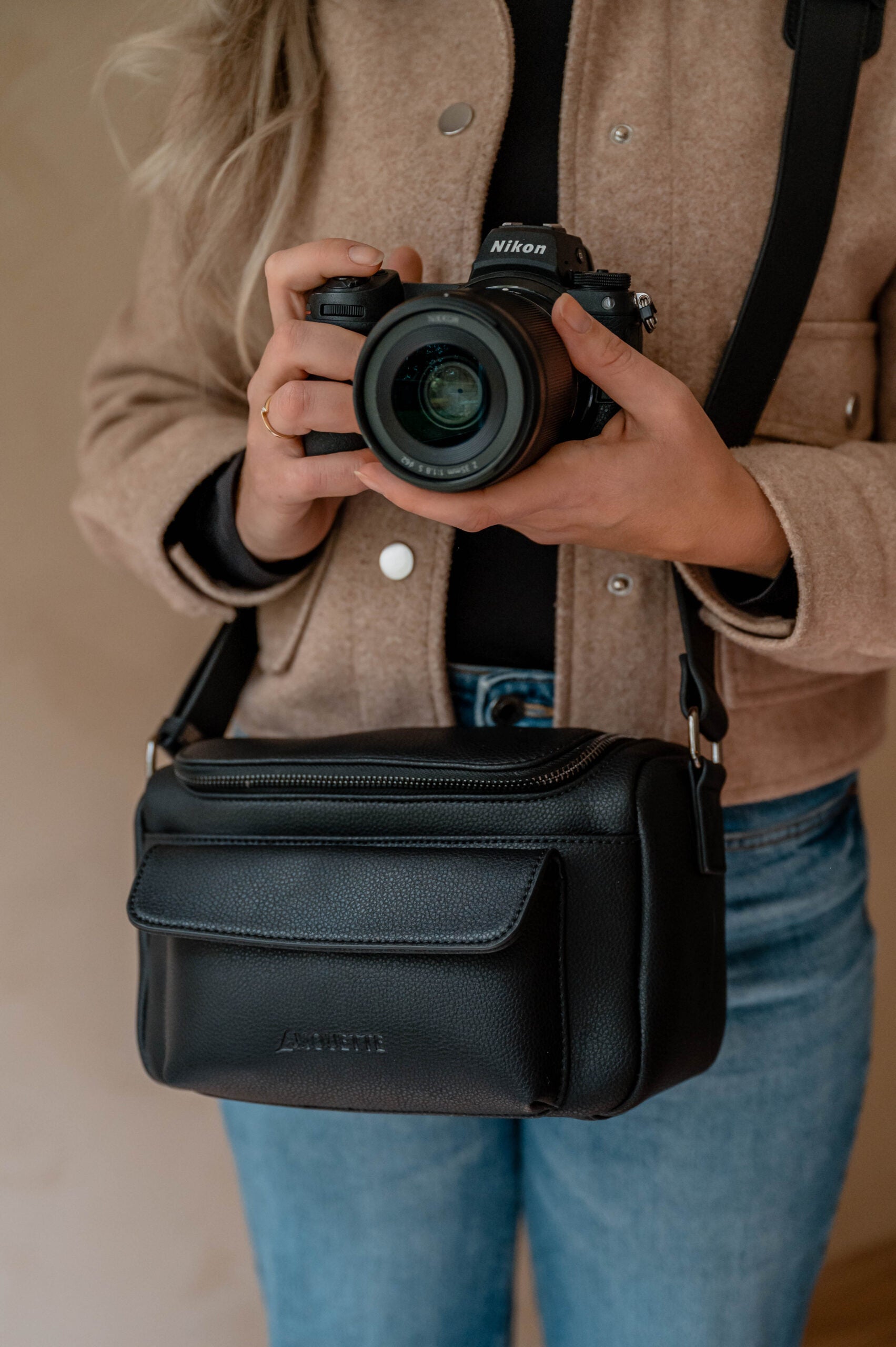 Compacte camera schoudertas voor reizen en city trips